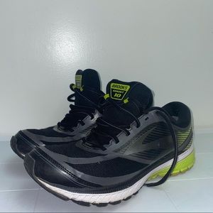Brooks ghost 10 running shoes